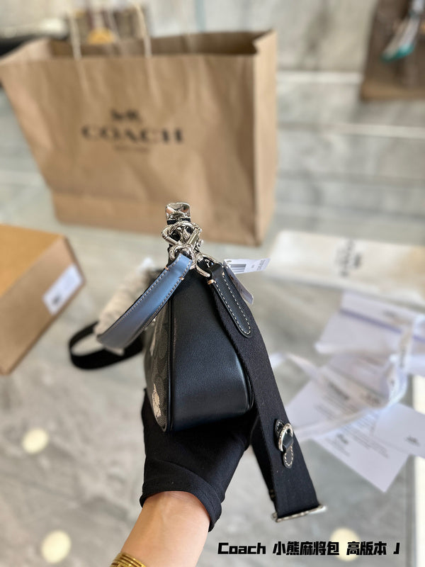 LO - CCH Bags - 424