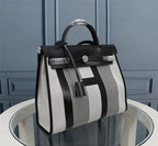 LO - HMS Luxury Bags - 526