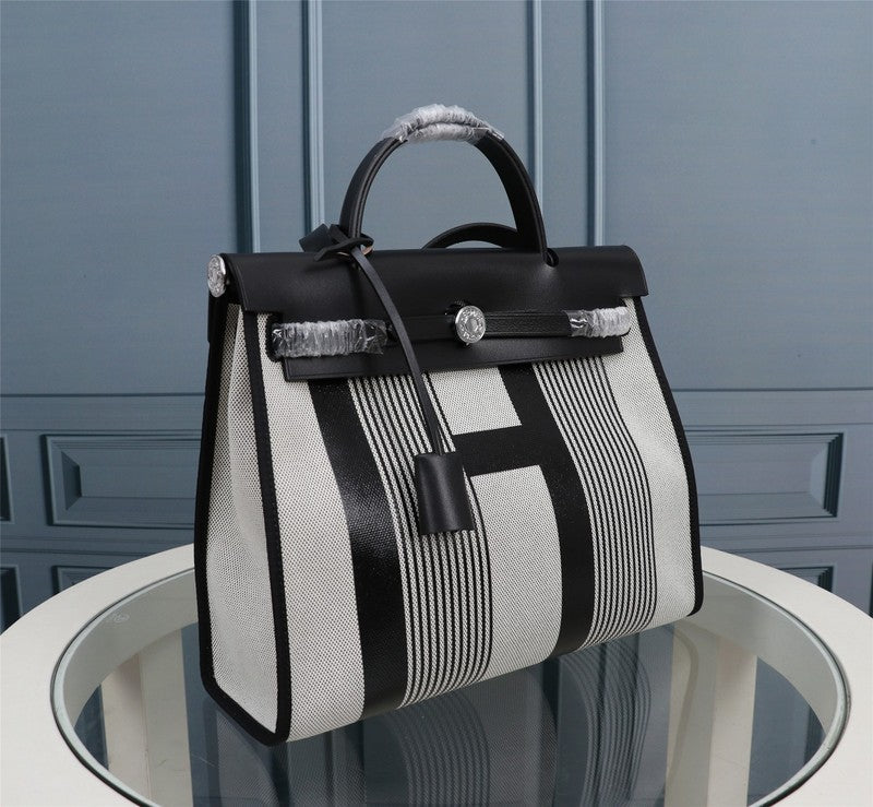 LO - HRMS LUXURY BAGS - 526