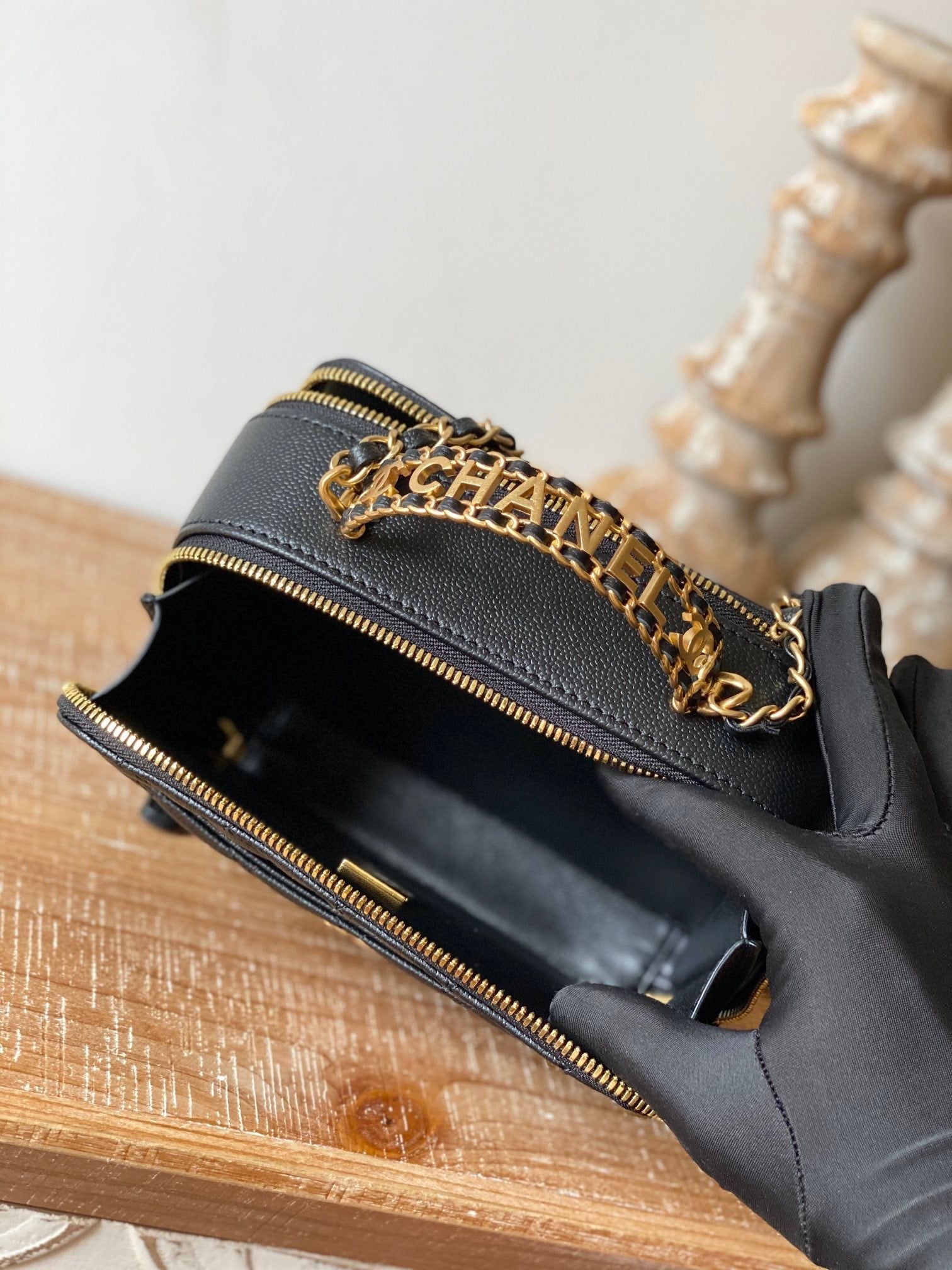 CHL -  Small Vanity Case Gold Hardware Black For Women Handbags, Shoulder Bags 5.9in/15LO AS3228 B08008 94305