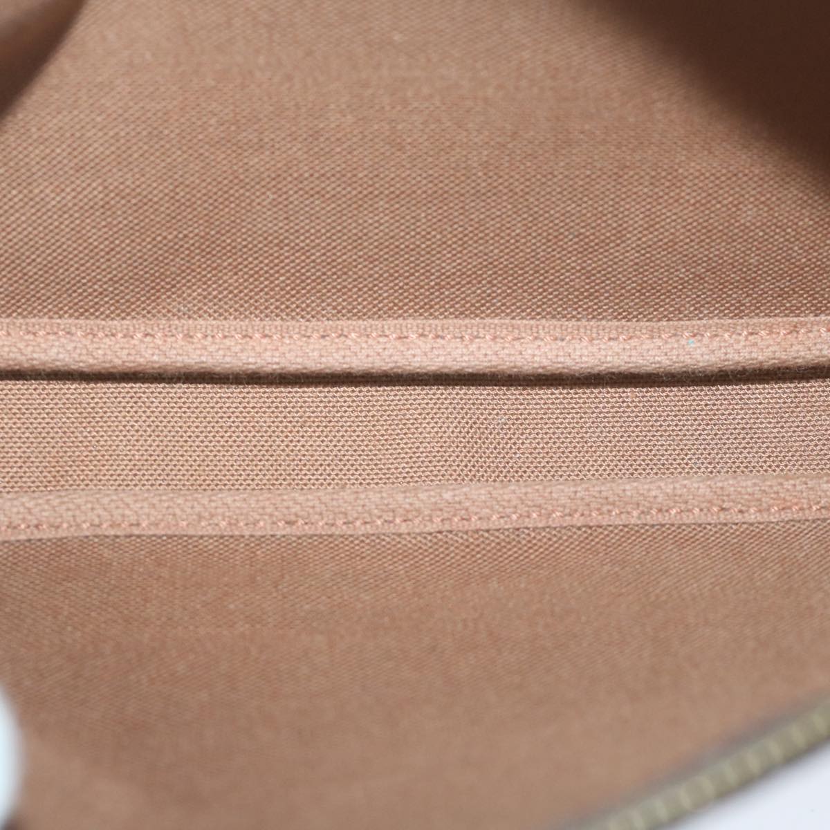 LO-LV bags 641
