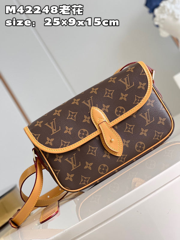 LO - LV Bags - 15909