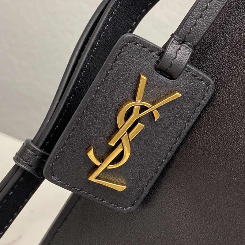 BB - YSL Bag - 2147