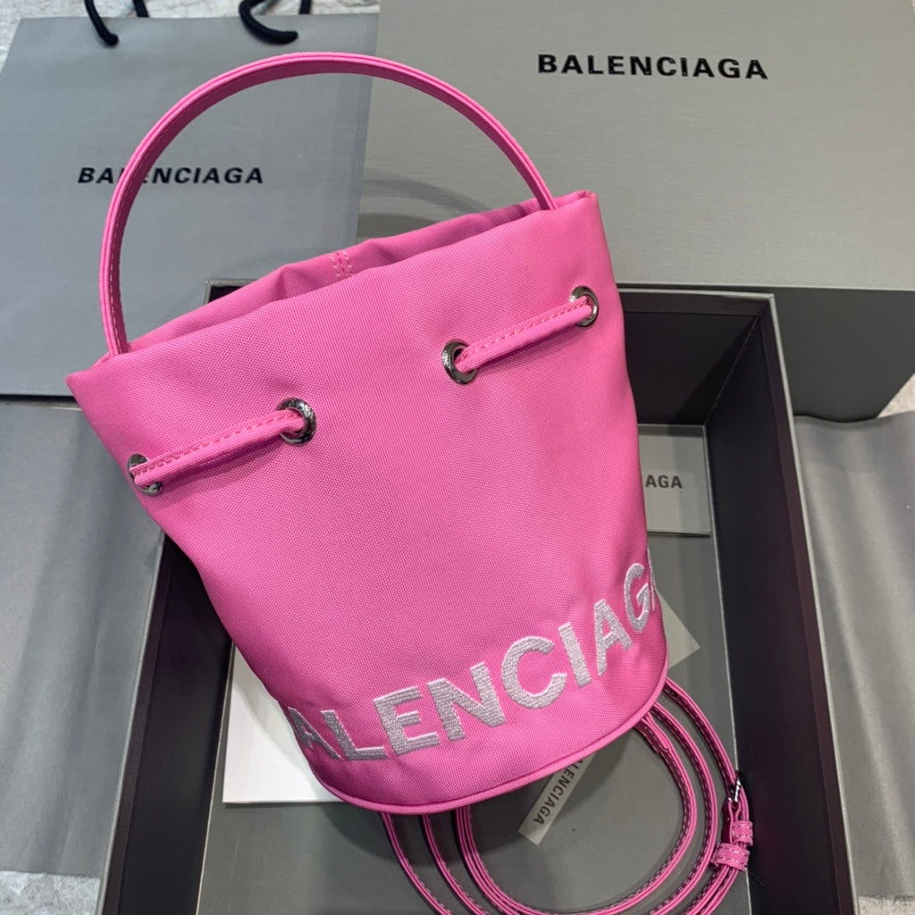 BLN-Ciaga Le Cagole Medium Bucket Bag In Pink, For Women,  Bags 11.8in/30LO