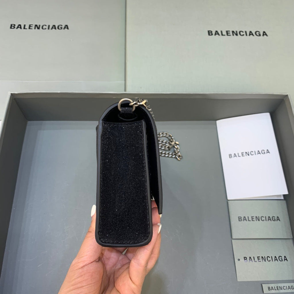 BLN-Ciaga Hourglass Wallet On Chain in Black, For Women,  Bags 7.6in/19LO 6560502102G1000