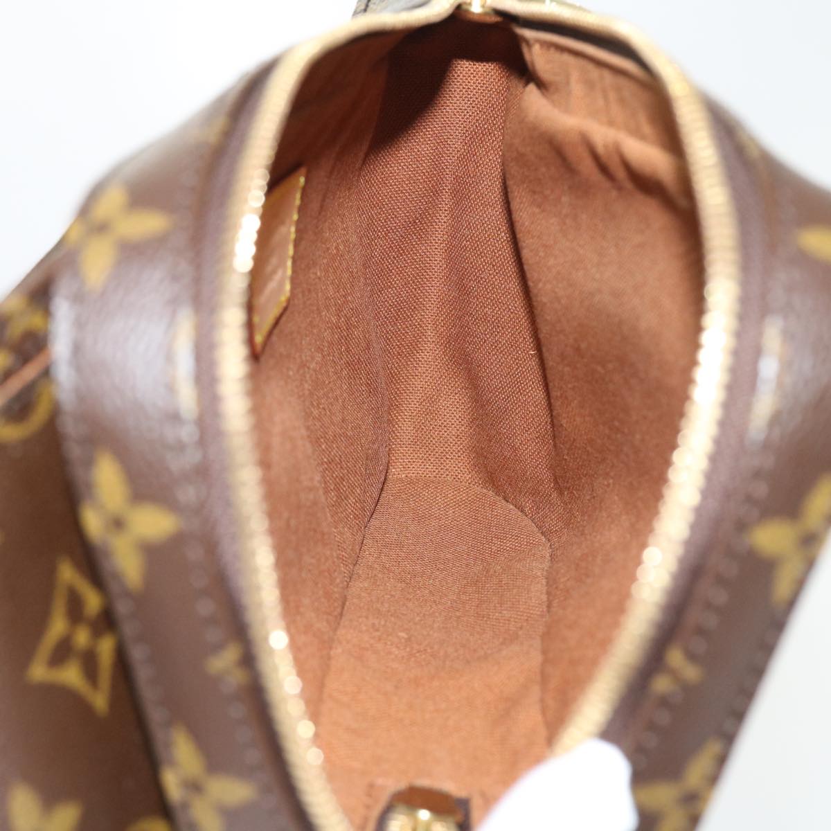 LO-LV bags 828