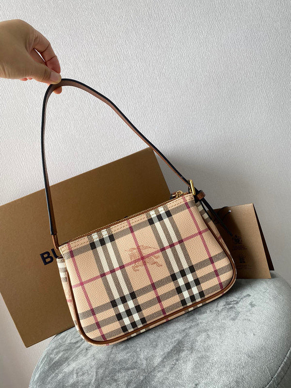 LO - B-BERRY BAGS - 195
