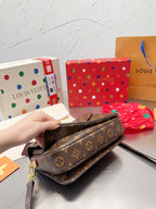 LO - LV Bags - 15059
