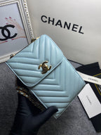 CHL -  Chevron Trendy CHL -  Phone Light Blue Bag For Women 18LO/7in