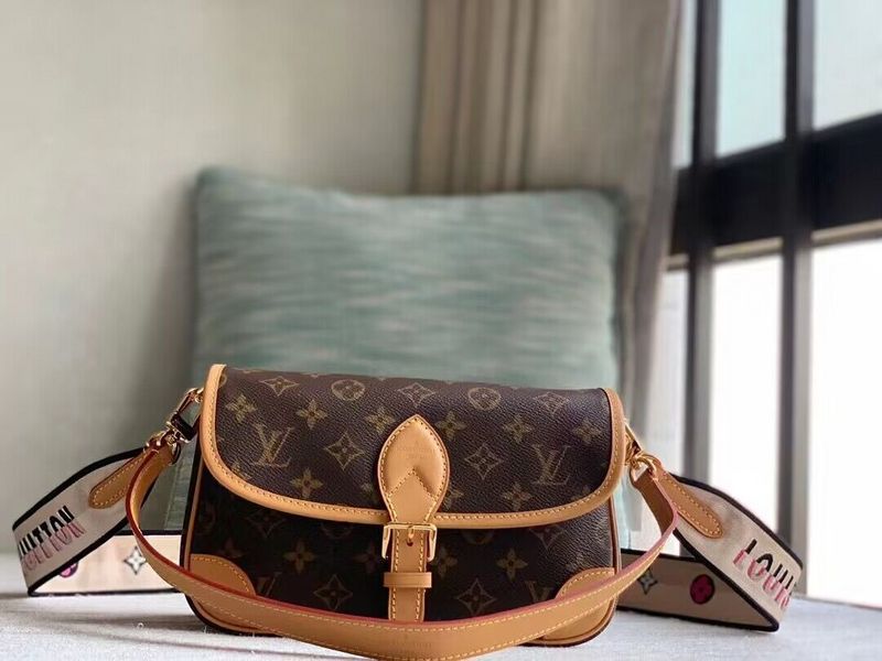 LO - LV Bags - 15620