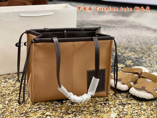 LO - CCH Bags - 521