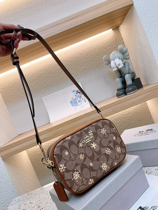 LO - CCH Bags - 374