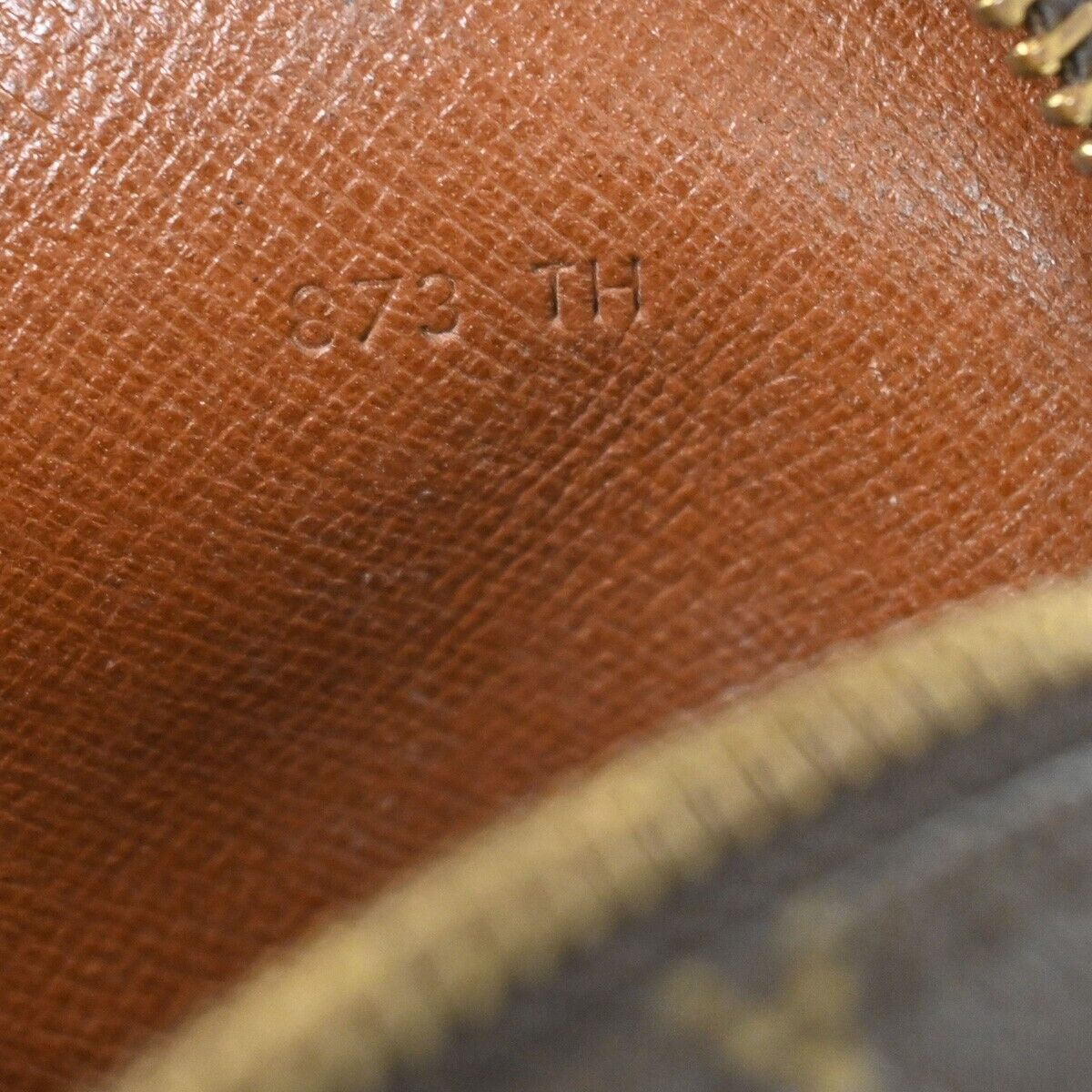 LO-LV bags 223