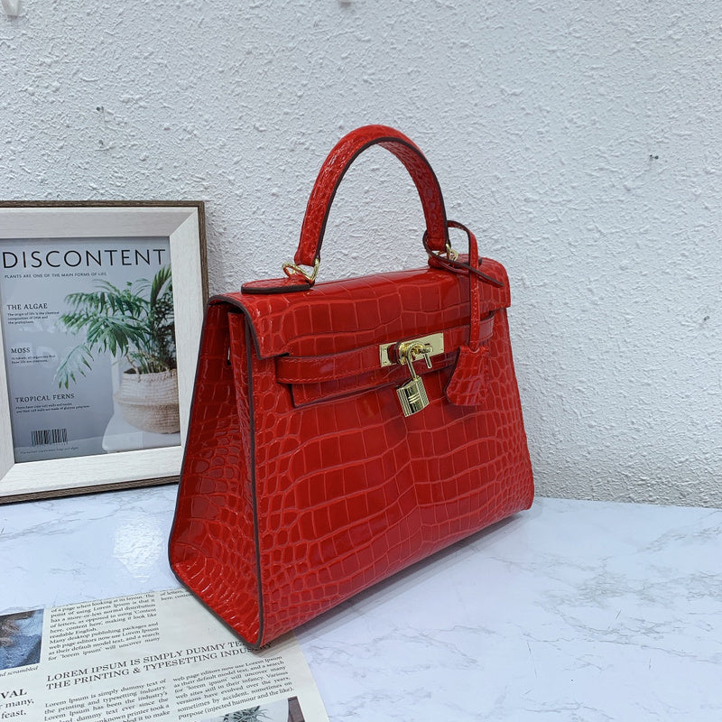 LO - HMS Luxury Bags - 480