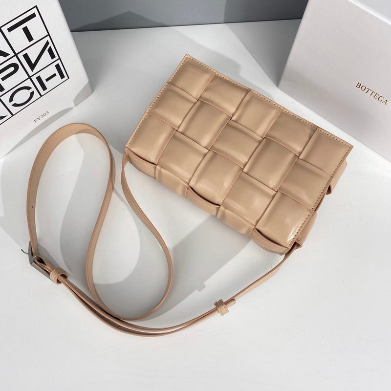 LO - BV Bags - 211