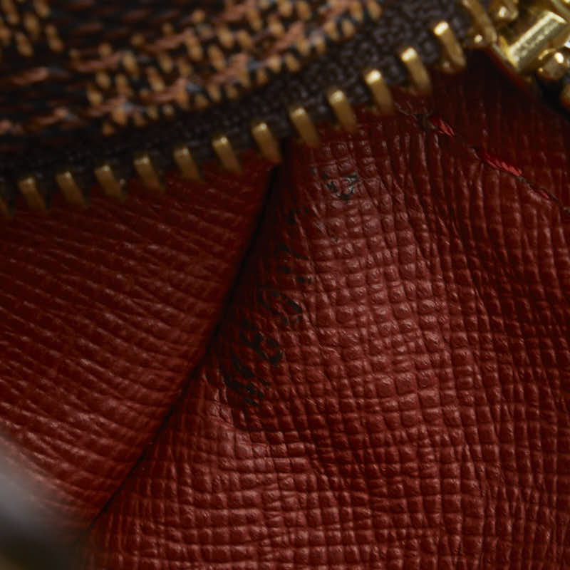 LO-LV bags 2027