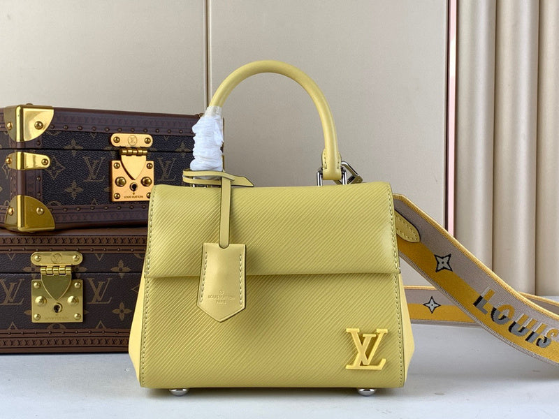 LO-LV bags 8643