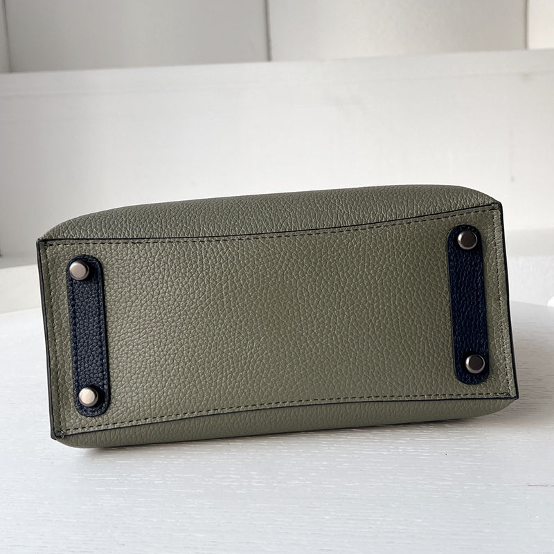 LO - CCH Bags - 570
