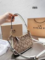 LO - CCH Bags - 197