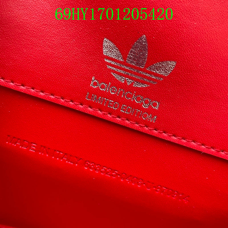 LO - BGA Bags - 1958