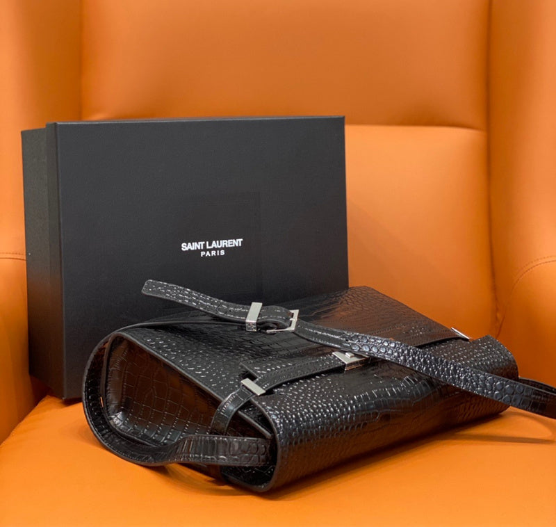 BB - YSL Bag - 2080