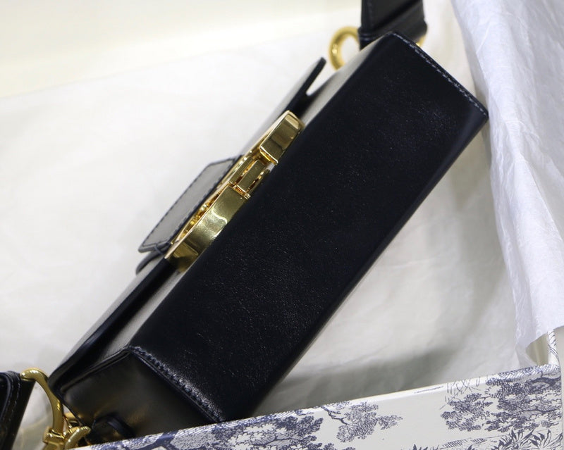 LO - DYOR   BAGS FOR WOMEN - FASHION LUXURY BAGS 270