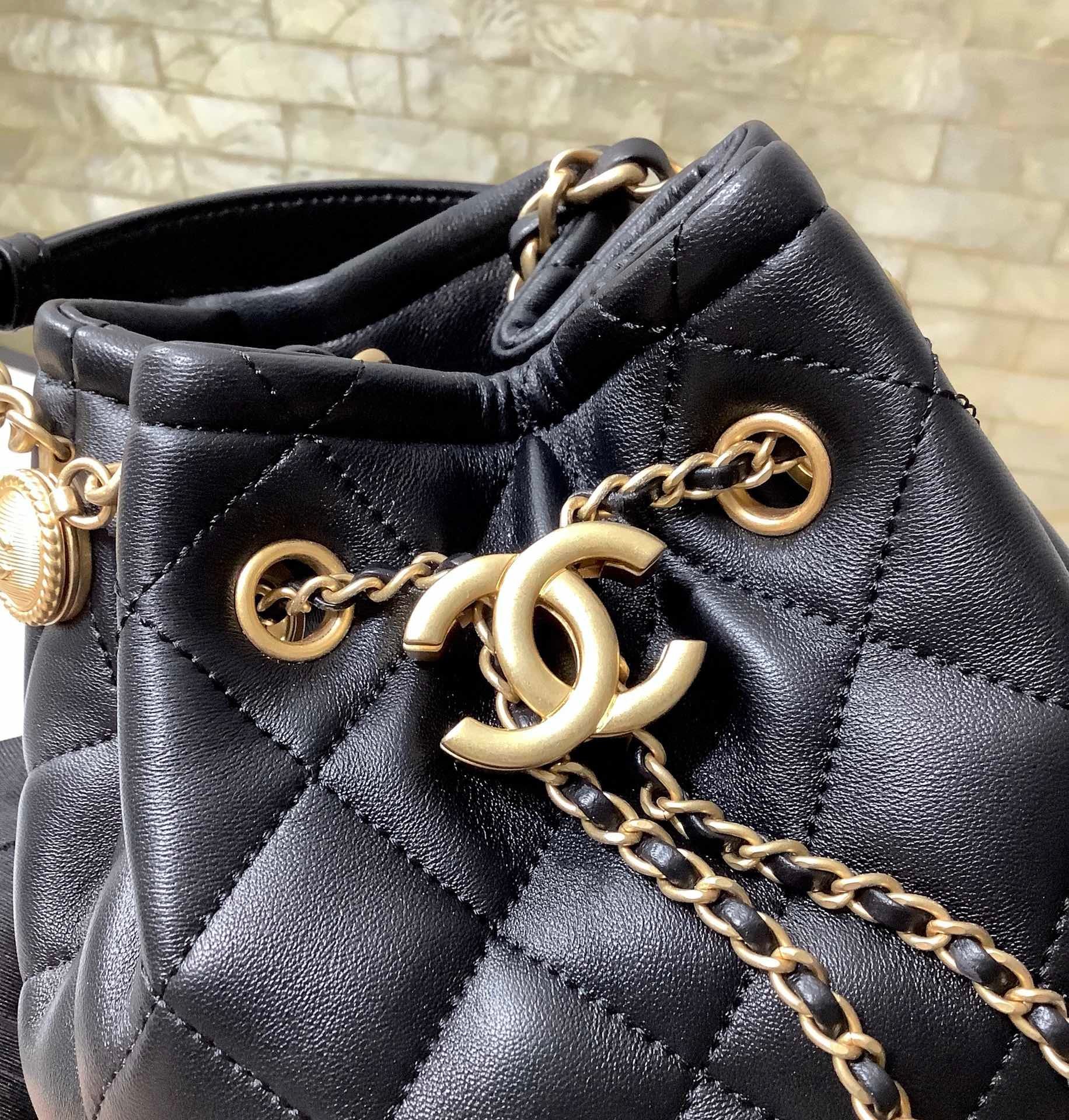 CHL -  Classic Bucket Bag Gold Toned Hardware Black For Women 7.8in/20LO