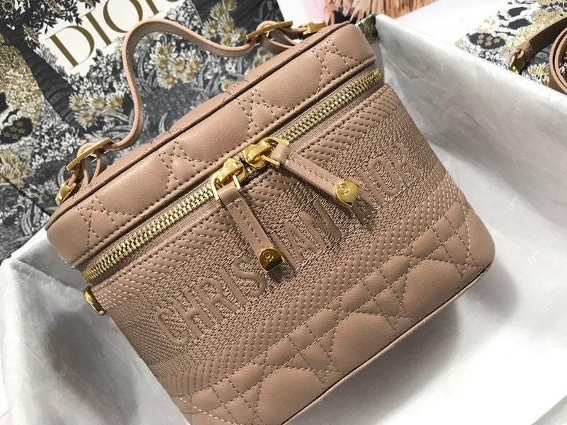 LO - DYOR   BAGS FOR WOMEN - FASHION LUXURY BAGS 250