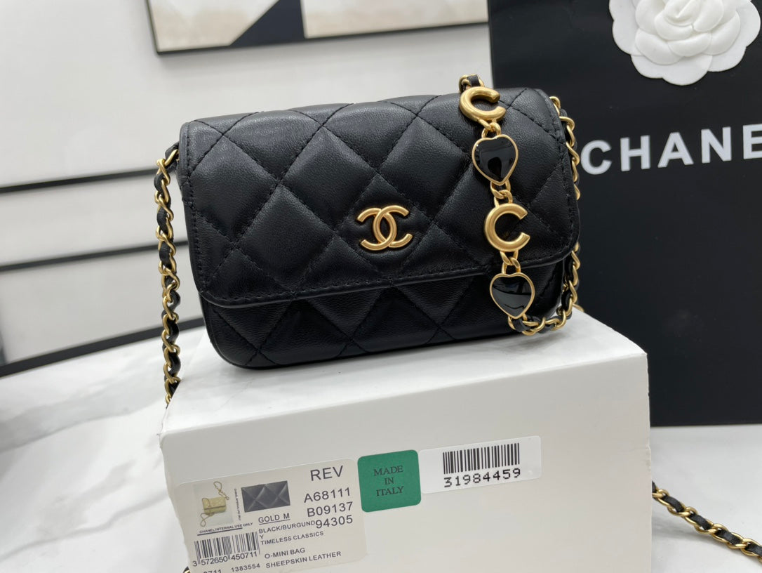 CHL -  Classic Distressed Black For Women Bags 4.7in/12LO
