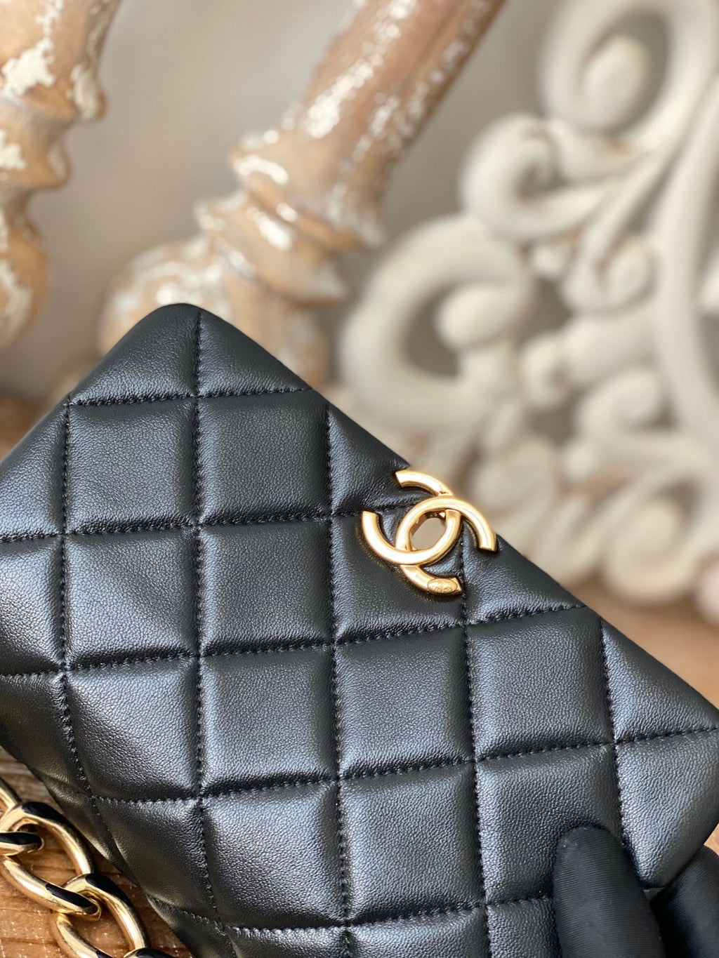 CHL -  Classic Diamond Flap Bag Black For Women Bags 9.1in/23LO