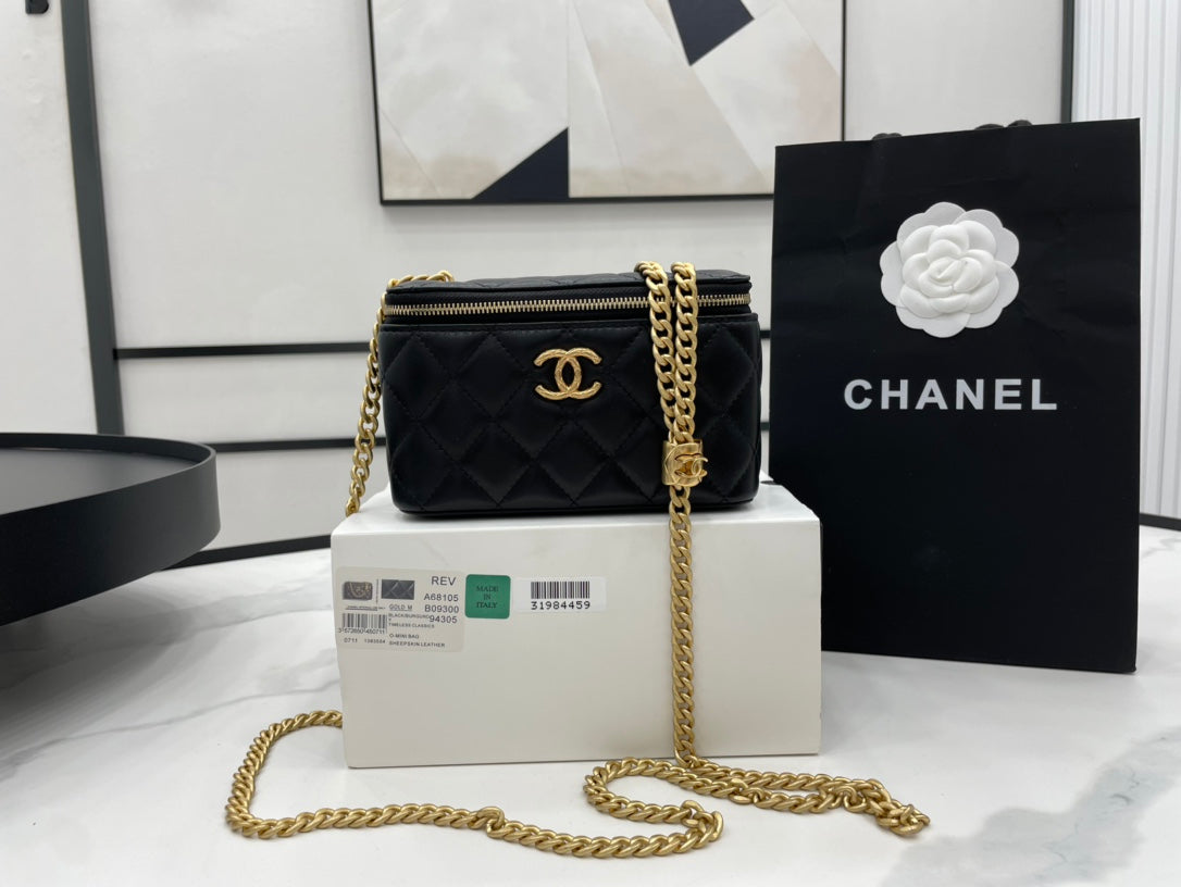 CHL - Small Vanity Case Black With Gold Zipper For Women Bags 5.9in/15LO