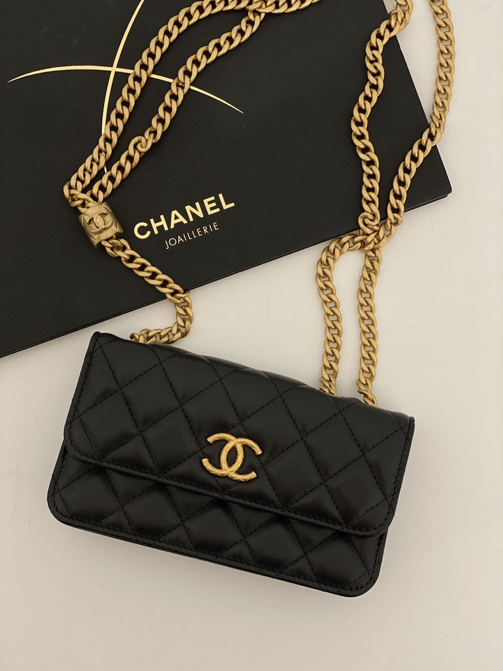 CHL - Wallet With Strap Black For Women Bags 6.7in/17LO