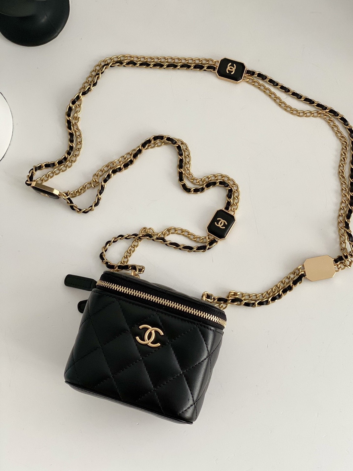 CHL - Small Vanity With Chain Black For Women Bags 4.3in/11LO