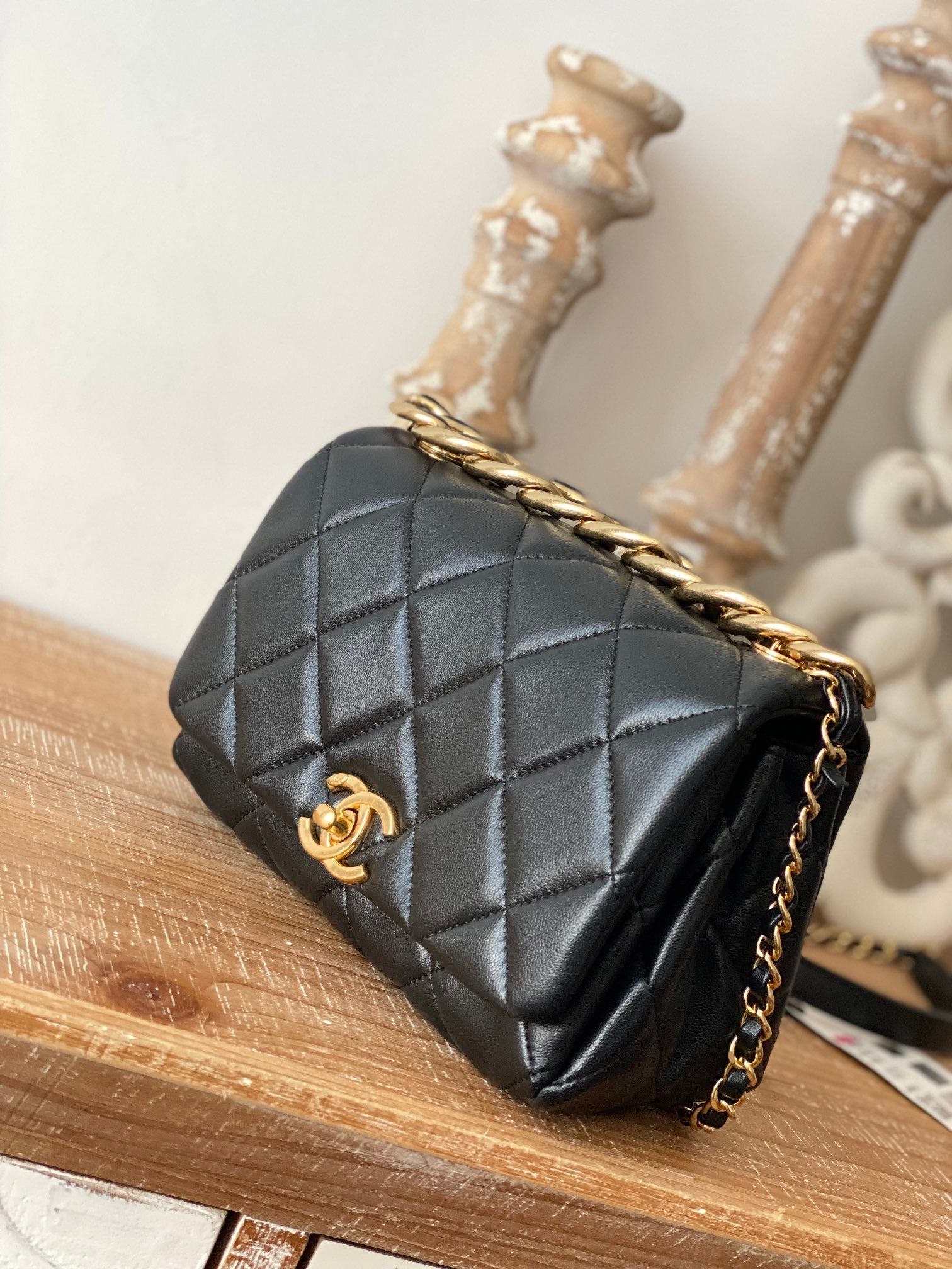 CHL -  Classic Diamond Flap Bag Black For Women Bags 9.1in/23LO