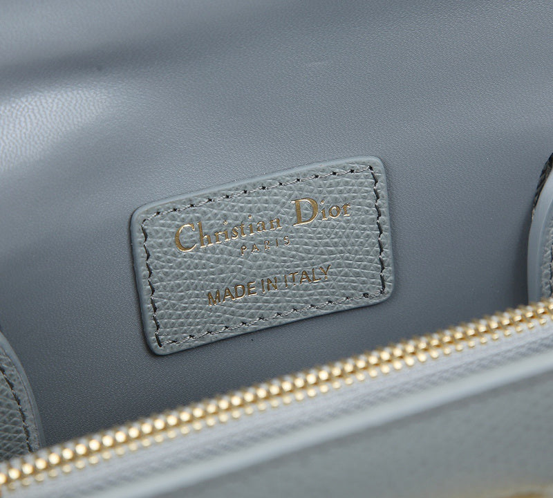 LO - DYOR   BAGS FOR WOMEN - FASHION LUXURY BAGS 240