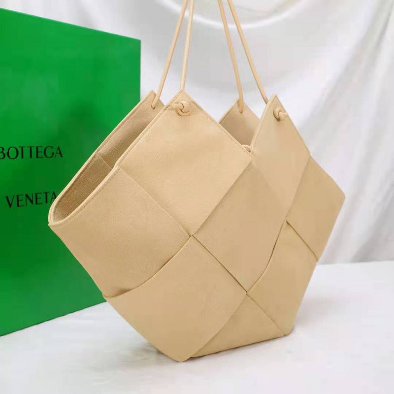 B-VENETA STYLISH HANBAGS FOR WOMEN - - 030