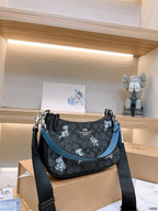 LO - CCH Bags - 202