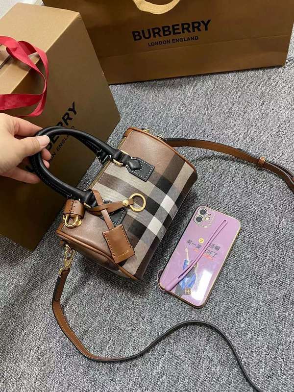 LO - B-BERRY BAGS - 003