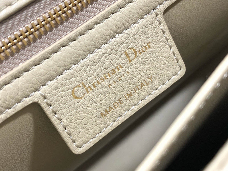 LO - DYOR   BAGS FOR WOMEN - FASHION LUXURY BAGS 208