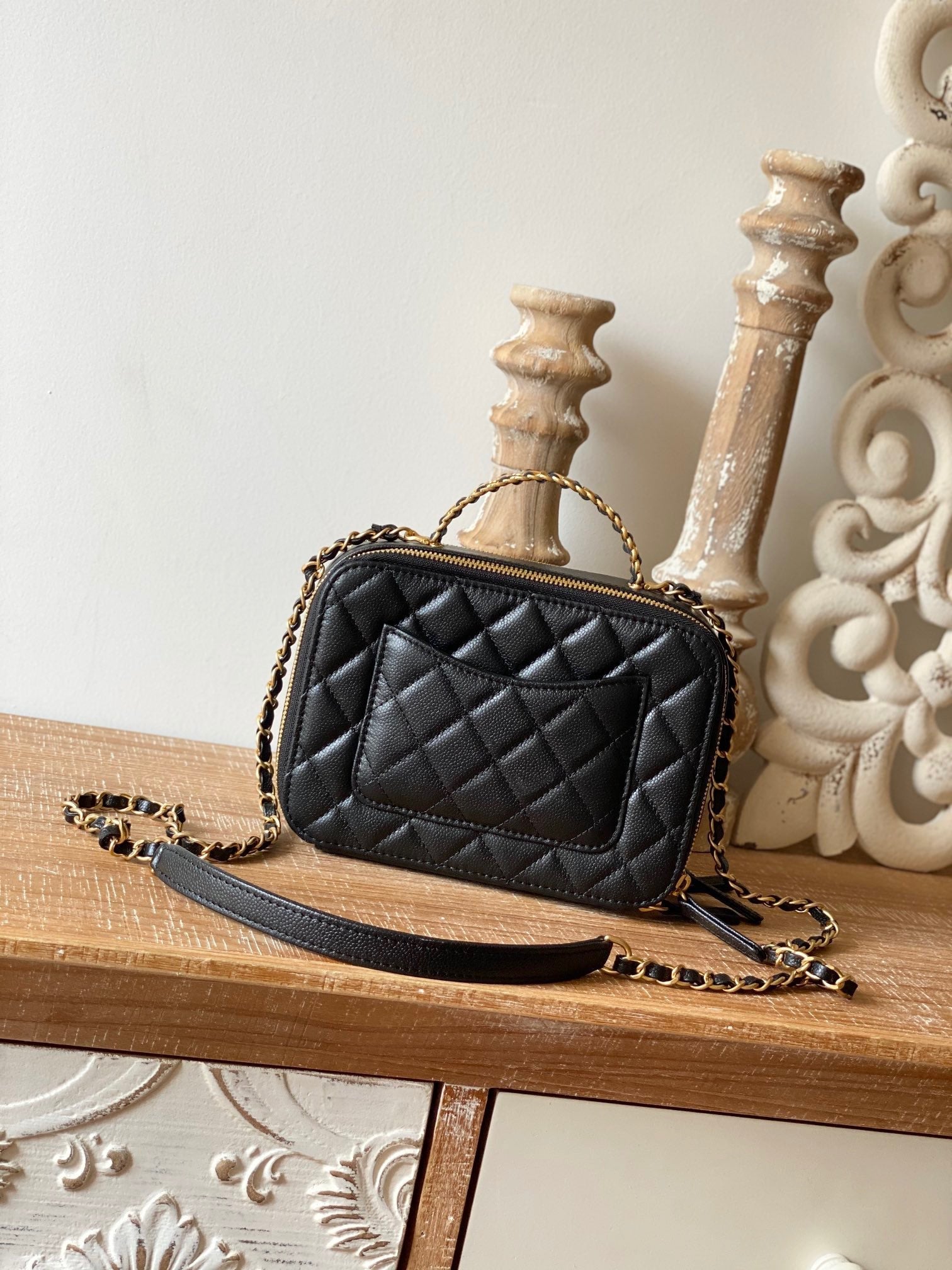 CHL -  Small Vanity Case Gold Hardware Black For Women Handbags, Shoulder Bags 5.9in/15LO AS3228 B08008 94305