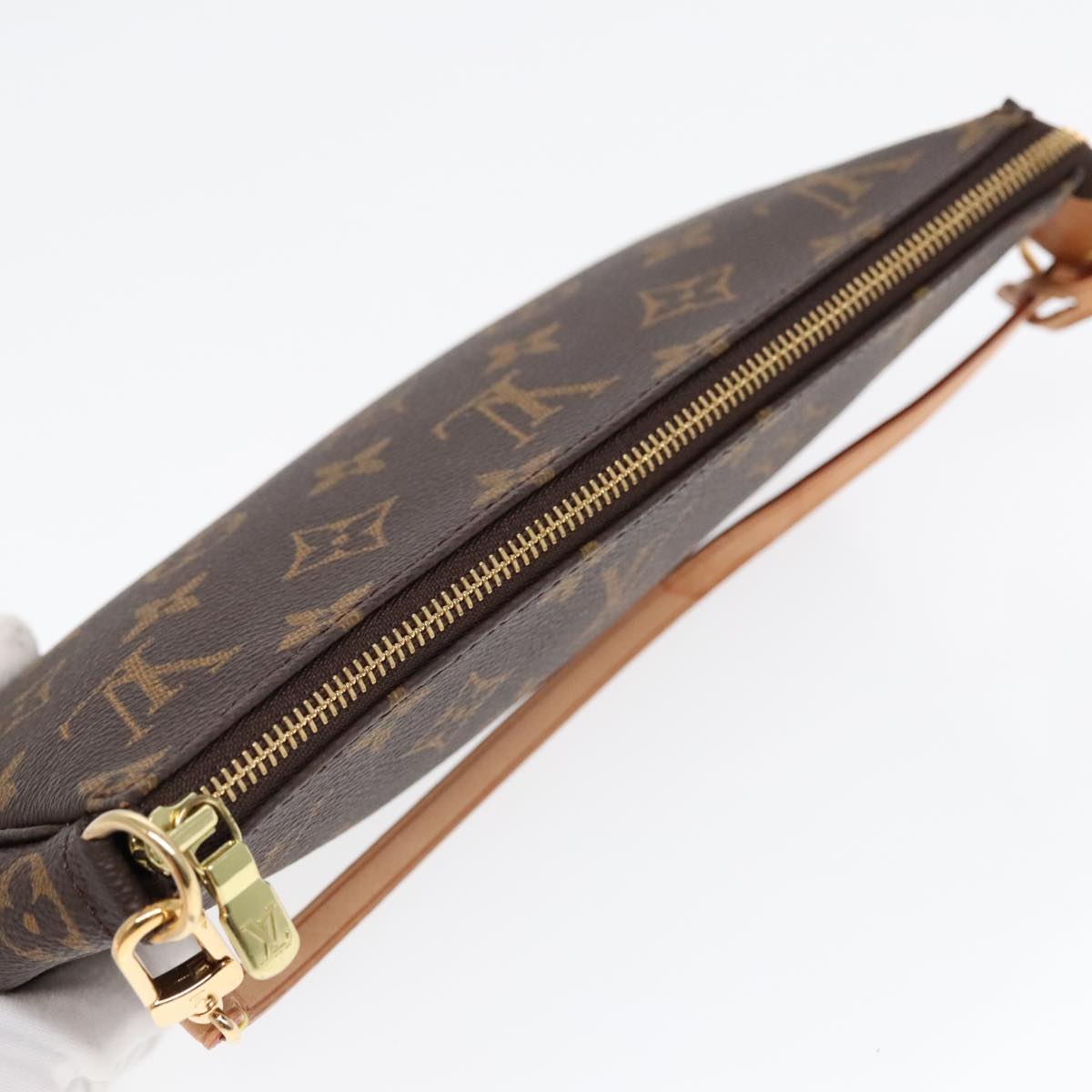 LO-LV bags 1586