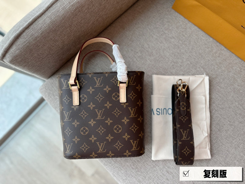 LO - LV Bags - 15079