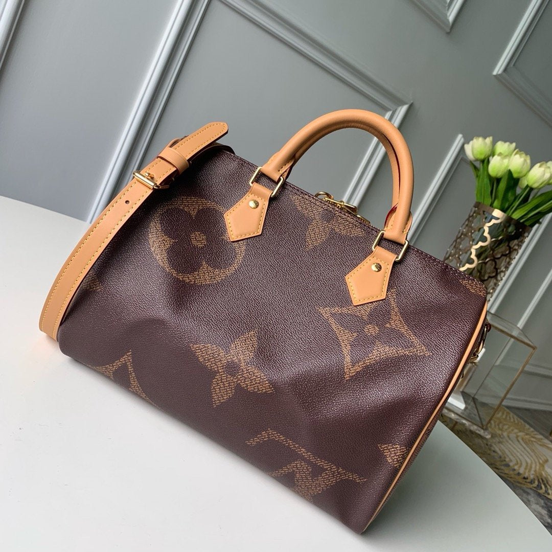 LO-LV bags 8797