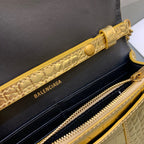 BLN-Ciaga Hourglass Wallet On Chain in Gold, For Women,  Bags 7.6in/19LO 6560501S49M8005
