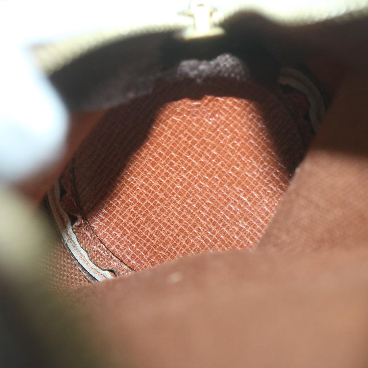 LO-LV bags 594
