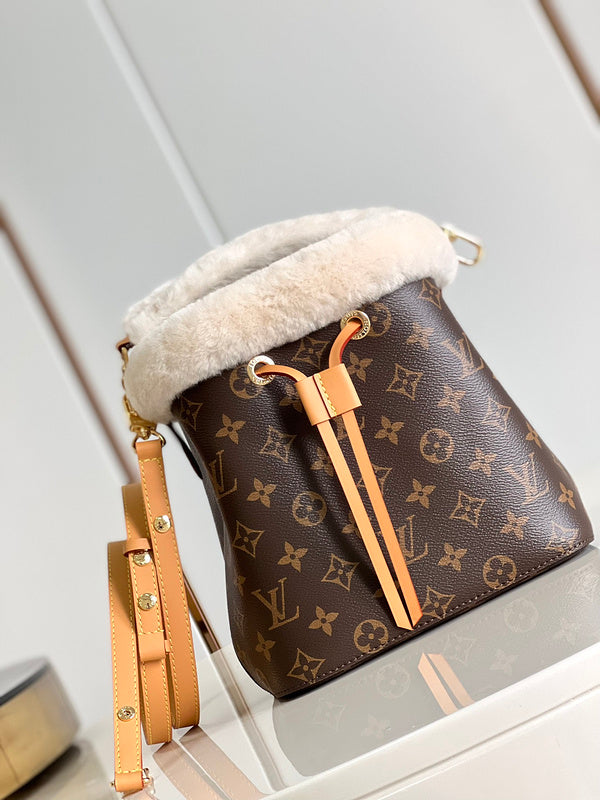 LO - LV Bags - 16127