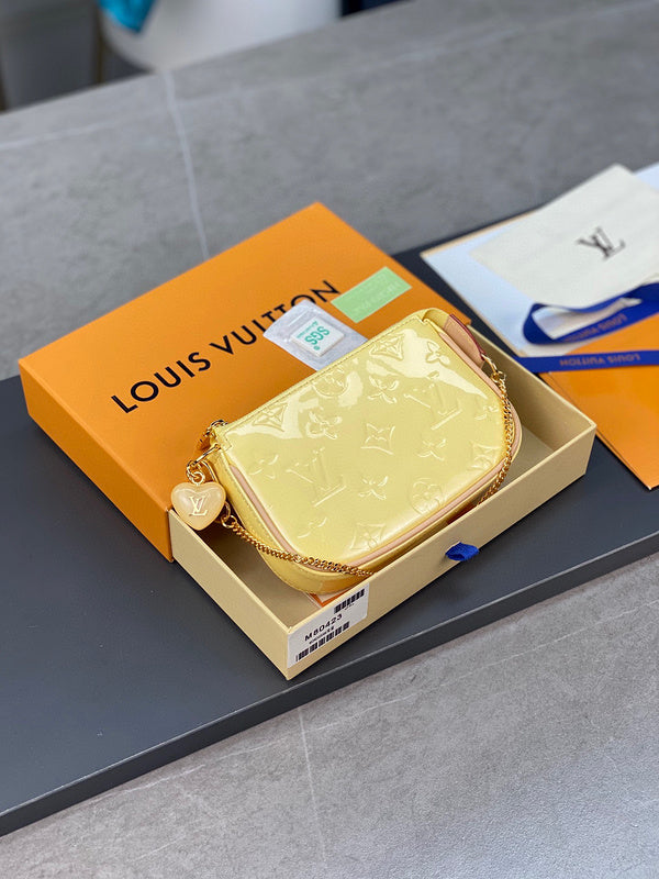 LO-LV bags 8654