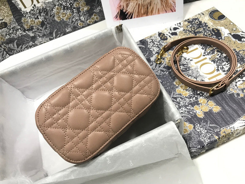 LO - DYOR   BAGS FOR WOMEN - FASHION LUXURY BAGS 250