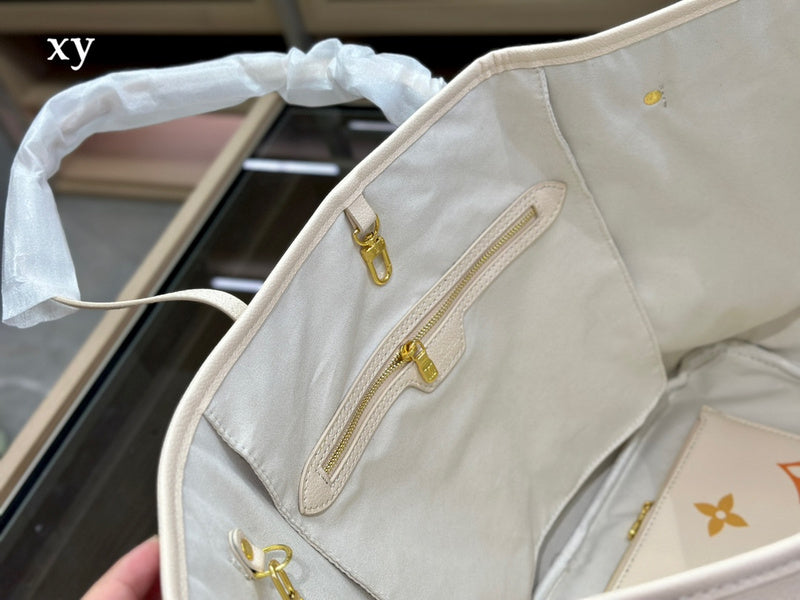 LO - LV Bags - 15002