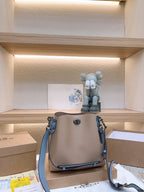 LO - CCH Bags - 099